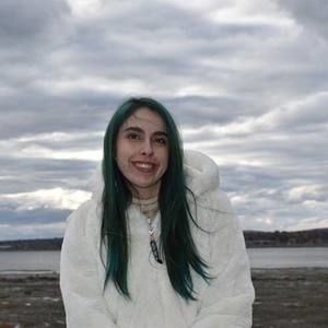 Meet your Posher, Kim